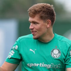 O jogador Bruno Fuchs, da SE Palmeiras, durante treinamento, na Academia de Futebol. (Foto: Cesar Greco/Palmeiras/by Canon)