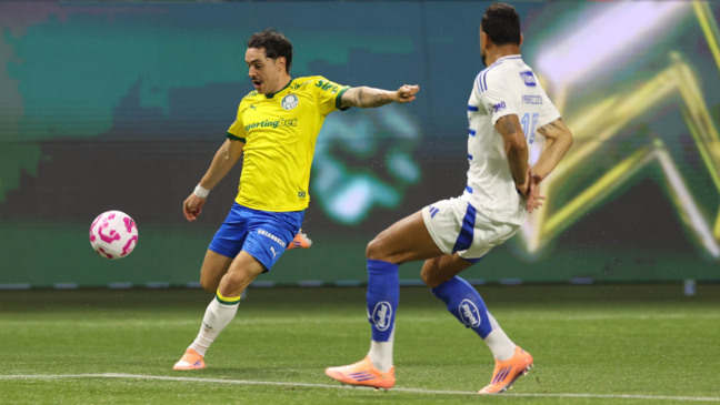 Maurício em ação pelo Palmeiras em jogo contra o Cruzeiro pelo Brasileirão. Foto: César Greco/Palmeiras