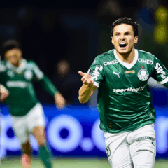 Raphael Veiga comemora gol do Palmeiras contra a LDU (Foto: Cesar Greco) 