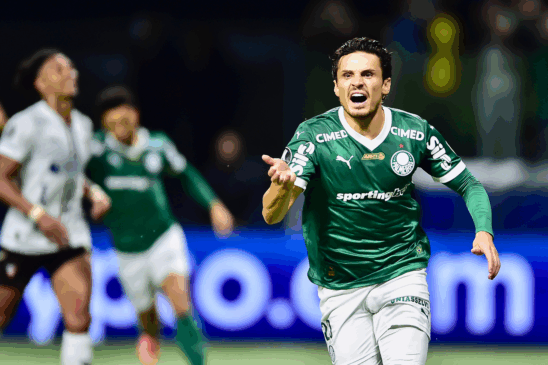 Raphael Veiga comemora gol do Palmeiras contra a LDU (Foto: Cesar Greco) 