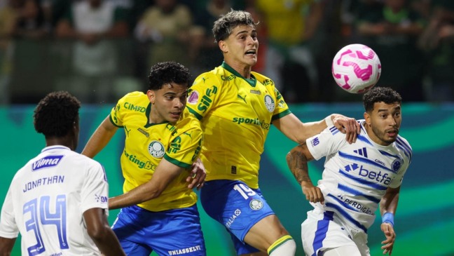 Análise: Palmeiras luta, mas sofre com nervosismo, desfalques e falta de perna