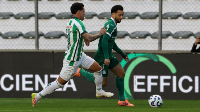 Felipe Anderson em ação pelo Palmeiras (Foto: Cesar Greco)