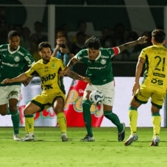 Gustavo Gómez em ação pelo Palmeiras contra o Mirassol. Foto: César Greco