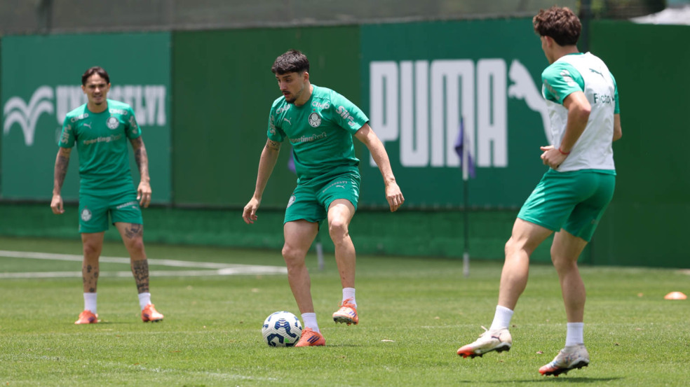 O jogador Joaquín Piquerez, da SE Palmeiras, durante treinamento, na Academia de Futebol. (Foto: Cesar Greco/Palmeiras/by Canon)