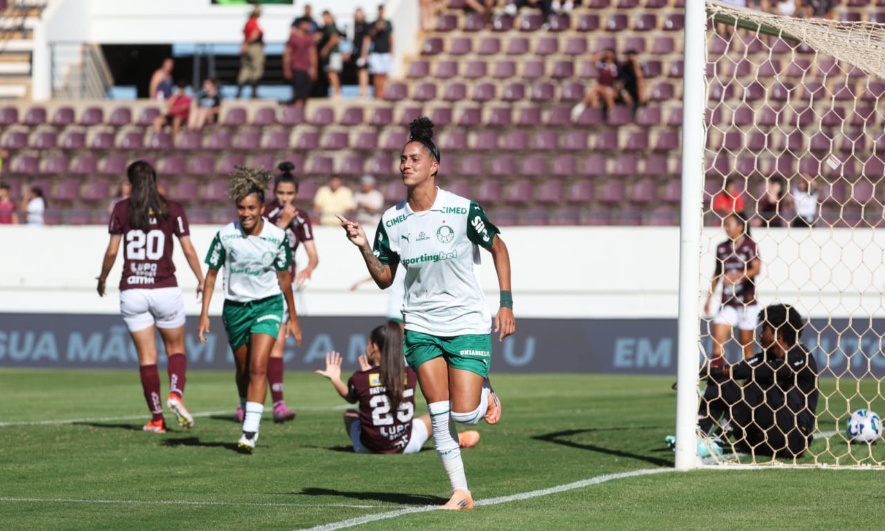 Amanda Gutierres em ação pelo Palmeiras (Foto: Fabio Menotti/Palmeiras/by Canon)
Amanda Gutierres em ação pelo Palmeiras (Foto: Fabio Menotti/Palmeiras/by Canon)