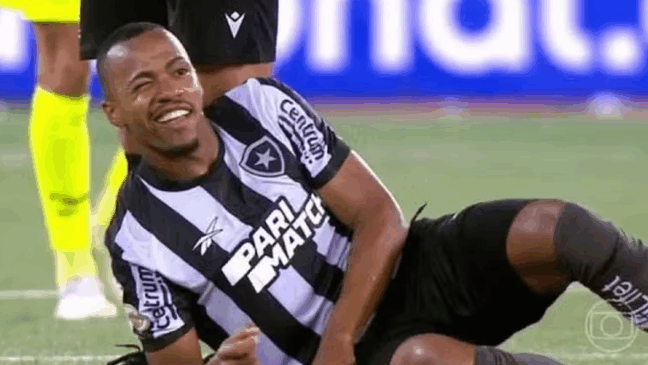 Marlon Freitas em jogo pelo Botafogo. Foto: Reprodução