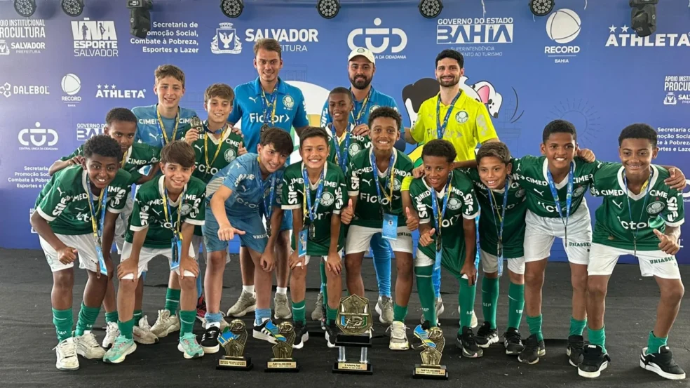 Sub-11 do Palmeiras em ação (Foto: Divulgação) Sub-11 do Palmeiras em ação (Foto: Divulgação)