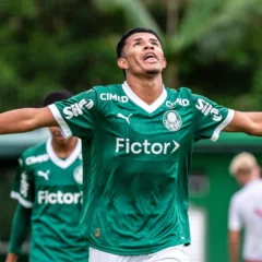 Verd&atilde;o disputa Copa Fictor Sub-17 com tr&ecirc;s equipes (Foto: Fabr&iacute;cio Lopes/Palmeiras)
