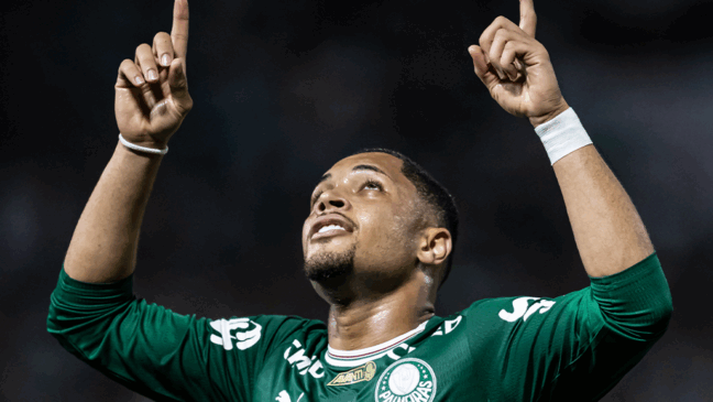 Vitor Roque em ação pelo Palmeiras (foto: Jhony Inácio/Ag. Paulistão)