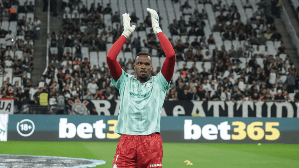 Carlos Miguel em ação pelo Palmeiras. Foto: Danilo/PodPorco Carlos Miguel em ação pelo Palmeiras. Foto: Danilo/PodPorco