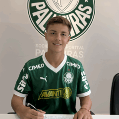 Guilherme Kerchner assinou contrato de tr&ecirc;s ano com o Palmeiras (Foto: Divulga&ccedil;&atilde;o / Redes Sociais) 