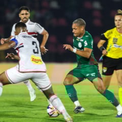 Vitor Roque em a&ccedil;&atilde;o pelo Palmeiras contra o Botafogo-SP pelo Campeonato Paulista 2026. Foto: Fabio Menotti/Palmeiras/by Canon