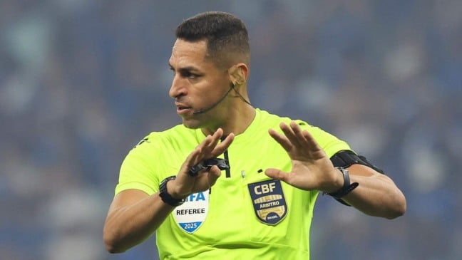 O arbitro Rodrigo Jose Pereira de Lima em jogo do Palmeiras. Foto: César Greco/Palmeiras