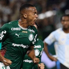 Marlon Freitas em a&ccedil;&atilde;o pelo Palmeiras (Foto: C&eacute;sar Greco / Palmeiras)