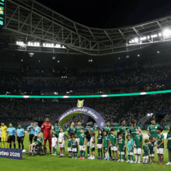 O time da SE Palmeiras, em jogo contra a equipe do C Athletico Paranaense, durante partida v&aacute;lida pela d&eacute;cima segunda rodada, do Campeonato Brasileiro, S&eacute;rie A, na arena Allianz Parque. (Foto: Cesar Greco/Palmeiras/by Canon)
