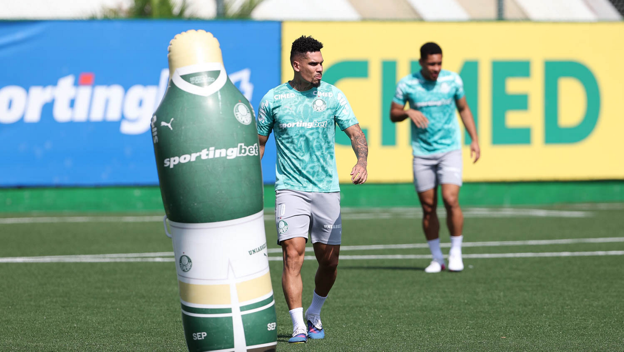 O jogador Paulinho, da SE Palmeiras, durante treinamento, na Academia de Futebol. (Foto: Cesar Greco/Palmeiras/by Canon)
O jogador Paulinho, da SE Palmeiras, durante treinamento, na Academia de Futebol. (Foto: Cesar Greco/Palmeiras/by Canon)