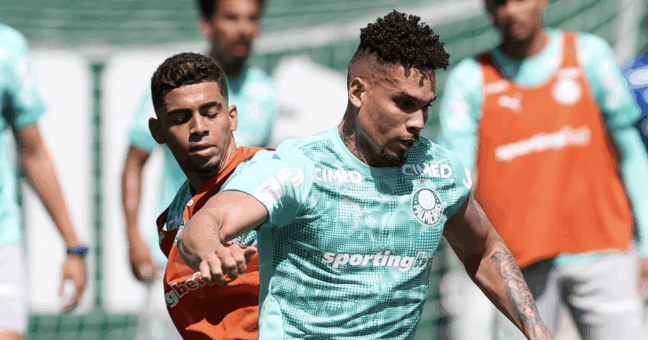 O atacante Paulinho durante treinamento na Academia de Futebol (Foto: Cesar Greco/Palmeiras/by Canon)
