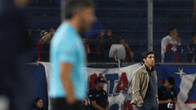 Abel Ferreira durante Palmeiras x Cerro Porteño (Foto: Cesar Greco / Palmeiras) 