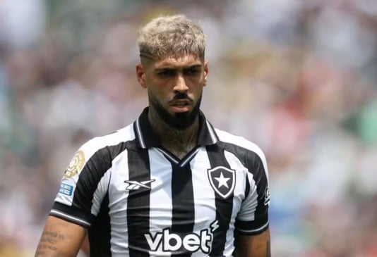 BARBOZA REBATE CRÍTICAS DA TORCIDA DO BOTAFOGO