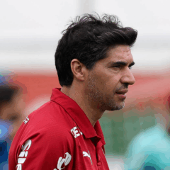 O t&eacute;cnico Abel Ferreira, da SE Palmeiras, durante treinamento, na Academia de Futebol. (Foto: Cesar Greco/Palmeiras/by Canon)
