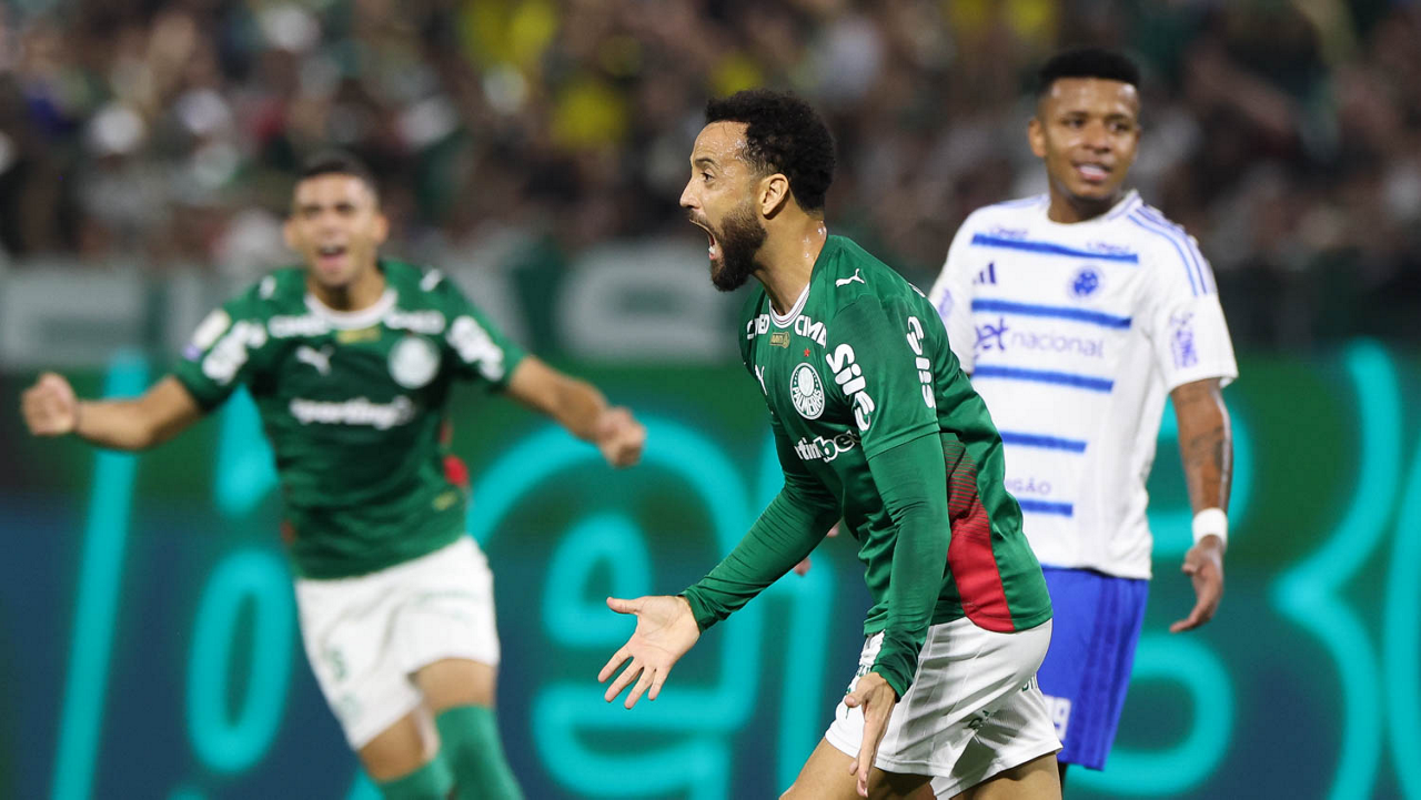 O jogador Felipe Anderson, da SE Palmeiras, comemora seu gol contra a equipe do EC Cruzeiro, durante partida válida pela décima sexta rodada, do Campeonato Brasileiro, Série A, na Arena Barueri. (Foto: Cesar Greco/Palmeiras/by Canon)
O jogador Felipe Anderson, da SE Palmeiras, comemora seu gol contra a equipe do EC Cruzeiro, durante partida válida pela décima sexta rodada, do Campeonato Brasileiro, Série A, na Arena Barueri. (Foto: Cesar Greco/Palmeiras/by Canon)