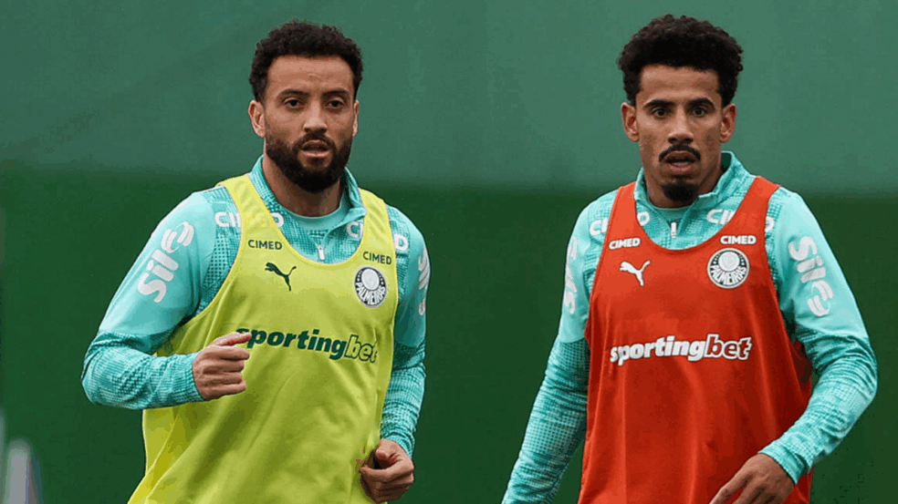 Os jogadores Felipe Anderson e Lucas Evangelista (D), da SE Palmeiras, durante treinamento, na Academia de Futebol. (Foto: Cesar Greco/Palmeiras/by Canon)
Os jogadores Felipe Anderson e Lucas Evangelista (D), da SE Palmeiras, durante treinamento, na Academia de Futebol. (Foto: Cesar Greco/Palmeiras/by Canon)
