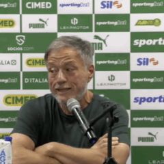 Anderson Barros em coletiva de imprensa ap&oacute;s partida contra o Remo (Foto: Reprodu&ccedil;&atilde;o / TV Palmeiras) 