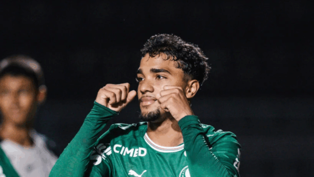 Em grande fase, Heittor chegou ao 12º gol no ano (Foto: Guilherme Veiga)