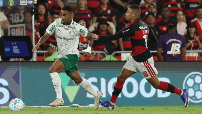 Análise: Palmeiras aproveita expulsão do Flamengo, vence no Maracanã e dispara na liderança