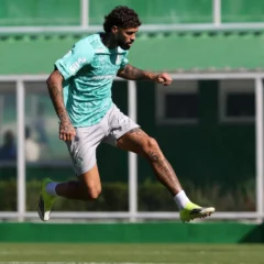 O jogador Alexander Barboza, da SE Palmeiras, durante treinamento, na Academia de Futebol. (Foto: Cesar Greco/Palmeiras/by Canon)
