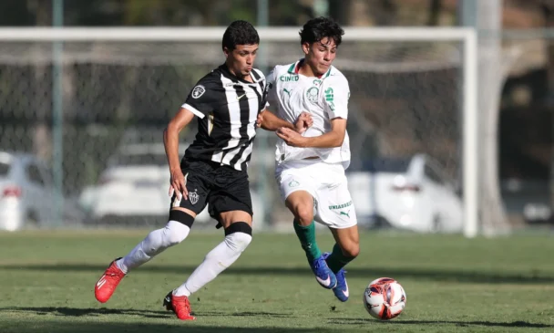Palmeiras vence Atlético-MG, mantém 100% de aproveitamento e lidera o Brasileiro Sub-17