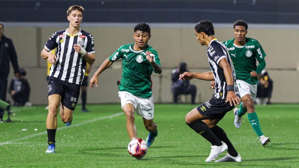 Palmeiras e Santos pelo Campeonato Brasileiro Sub-20 (Foto: Fabio Menotti/Palmeiras) Palmeiras e Santos pelo Campeonato Brasileiro Sub-20 (Foto: Fabio Menotti/Palmeiras)