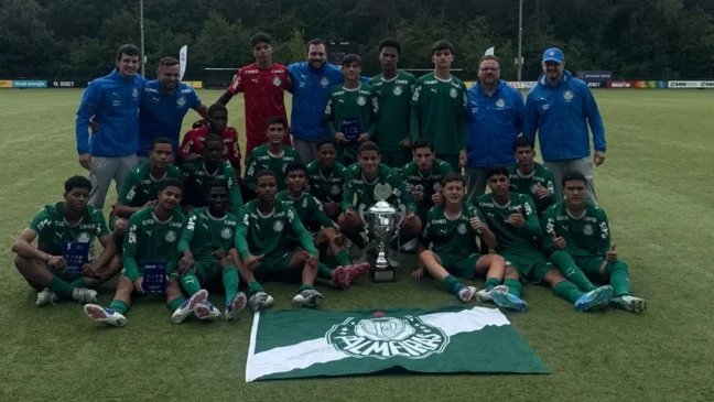Palmeiras Sub-15 conquista a Arnhem Cup com campanha perfeita na Holanda
