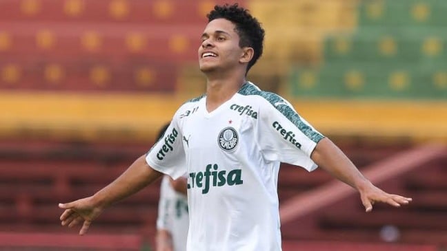 Venda de atacante para time português rende quantia milionária ao Palmeiras