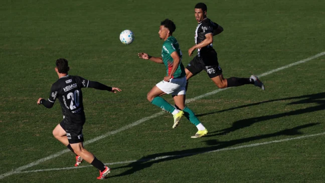 O jogador Luighi, da SE Palmeiras, durante jogo-treino contra a equipe do Inter de Limeira, na Academia de Futebol. (Foto: Cesar Greco/Palmeiras/by Canon)
