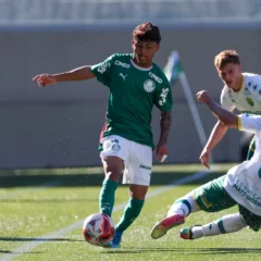 Melhor campanha, Palmeiras enfrenta Corinthians nas quartas de final do Brasileir&atilde;o Sub-20
