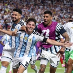 Flaco L&oacute;pez em campo pela Sele&ccedil;&atilde;o Argentina. Foto: Conmebol/Divulga&ccedil;&atilde;o