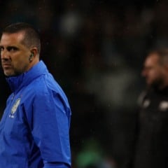 O preparador f&iacute;sico Jo&atilde;o Martins, da SE Palmeiras, em jogo contra a equipe do Coritiba FC, durante partida v&aacute;lida pela d&eacute;cima nona rodada, do Campeonato Brasileiro, S&eacute;rie A, no Est&aacute;dio Couto Pereira. (Foto: Cesar Greco/Palmeiras/by Canon)
