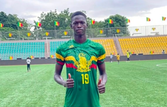 Palmeiras registra zagueiro de Mali no BID; veja