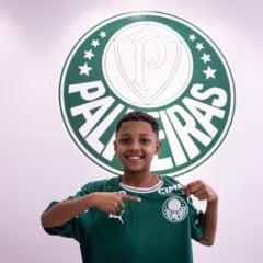 Grande promessa do S&atilde;o Paulo acerta com Palmeiras aos 11 anos de idade