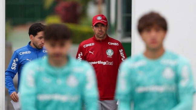 O técnico Abel Ferreira, da SE Palmeiras, durante treinamento, na Academia de Futebol. (Foto: Cesar Greco/Palmeiras/by Canon)
