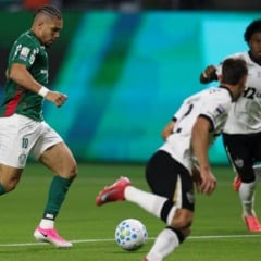 O jogador Paulinho, da SE Palmeiras, em jogo contra a equipe do C Atl&eacute;tico Mineiro, durante partida v&aacute;lida pela vig&eacute;sima rodada, do Campeonato Brasileiro, S&eacute;rie A, na arena Nubank Parque. (Foto: Cesar Greco/Palmeiras/by Canon)
