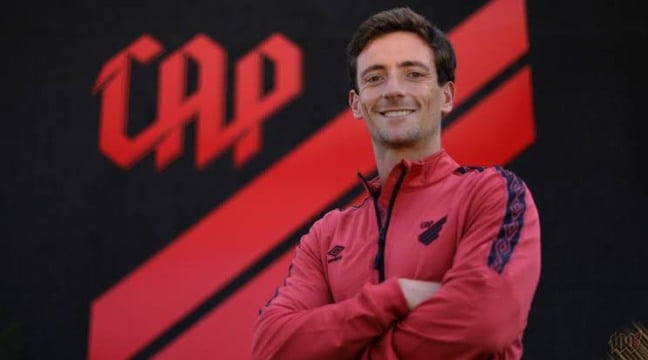 TREINADOR PORTUGUÊS NA BASE DO PALMEIRAS