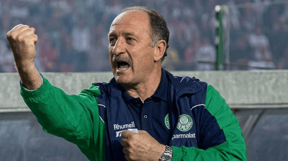Imagem de Felipão feita com IA após Marcos defender pênalti de Marcelinho Carioca Imagem de Felipão feita com IA após Marcos defender pênalti de Marcelinho Carioca