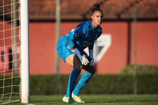 Natascha Honegger supera grave lesão e retorna aos gramados pelo Palmeiras após mais de um ano