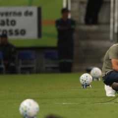O t&eacute;cnico Abel Ferreira, da SE Palmeiras, em jogo contra a equipe do Fortaleza EC, durante partida v&aacute;lida pelas oitavas de final, volta, da Copa do Brasil, na Arena Pantanal. (Foto: Cesar Greco/Palmeiras/by Canon)
