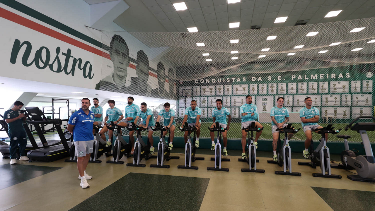 Os jogadores da SE Palmeiras, durante treinamento, na Academia de Futebol. (Foto: Cesar Greco/Palmeiras/by Canon)
Os jogadores da SE Palmeiras, durante treinamento, na Academia de Futebol. (Foto: Cesar Greco/Palmeiras/by Canon)
