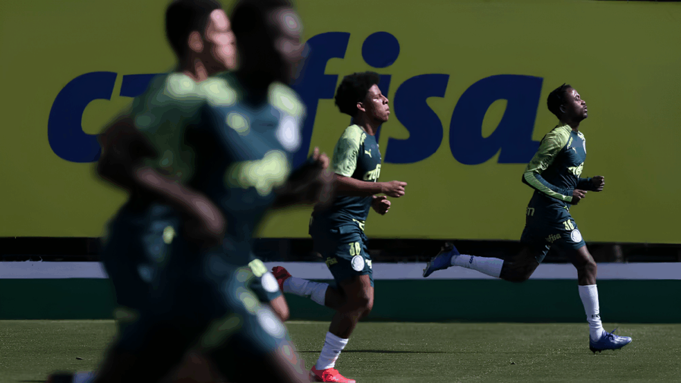 Jogadores do time sub-20 na Academia de Futebol do Palmeiras — Foto: Cesar Greco / Ag. Palmeiras Jogadores do time sub-20 na Academia de Futebol do Palmeiras — Foto: Cesar Greco / Ag. Palmeiras