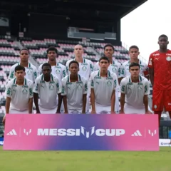 Palmeiras vence Arsenal e garante lideran&ccedil;a do grupo na Messi Cup Sub-16